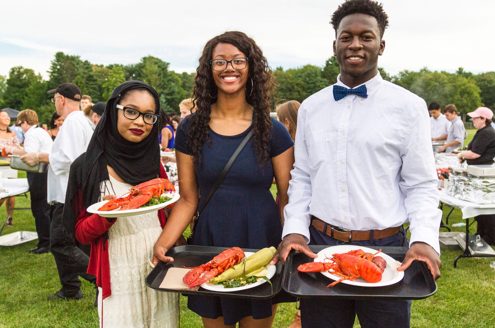 New Bowdoin students enjoy lobsters at Convocation